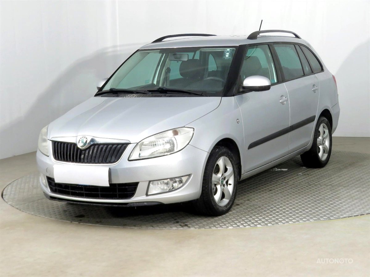 Škoda Fabia, 2013 - pohled č. 3