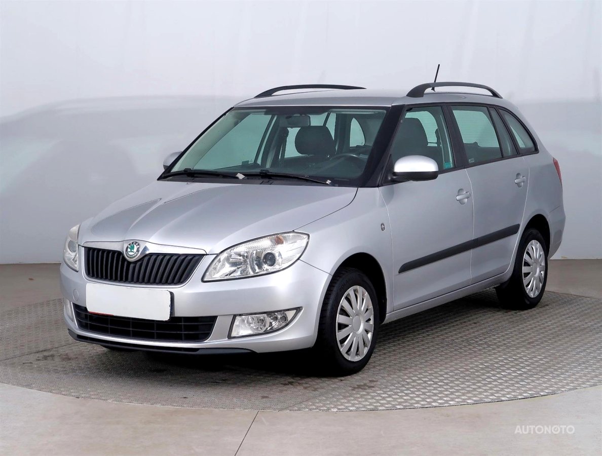 Škoda Fabia, 2012 - pohled č. 3