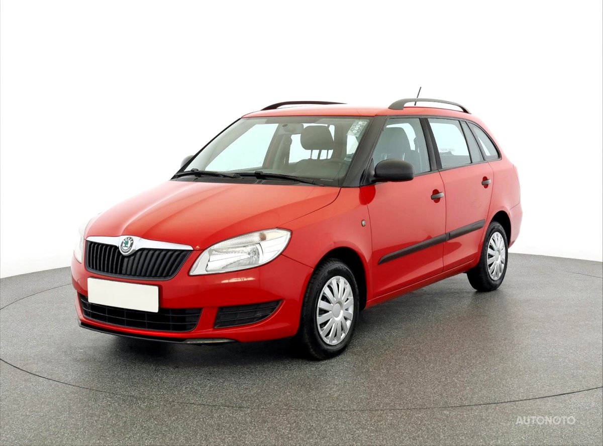 Škoda Fabia, 2012 - pohled č. 3