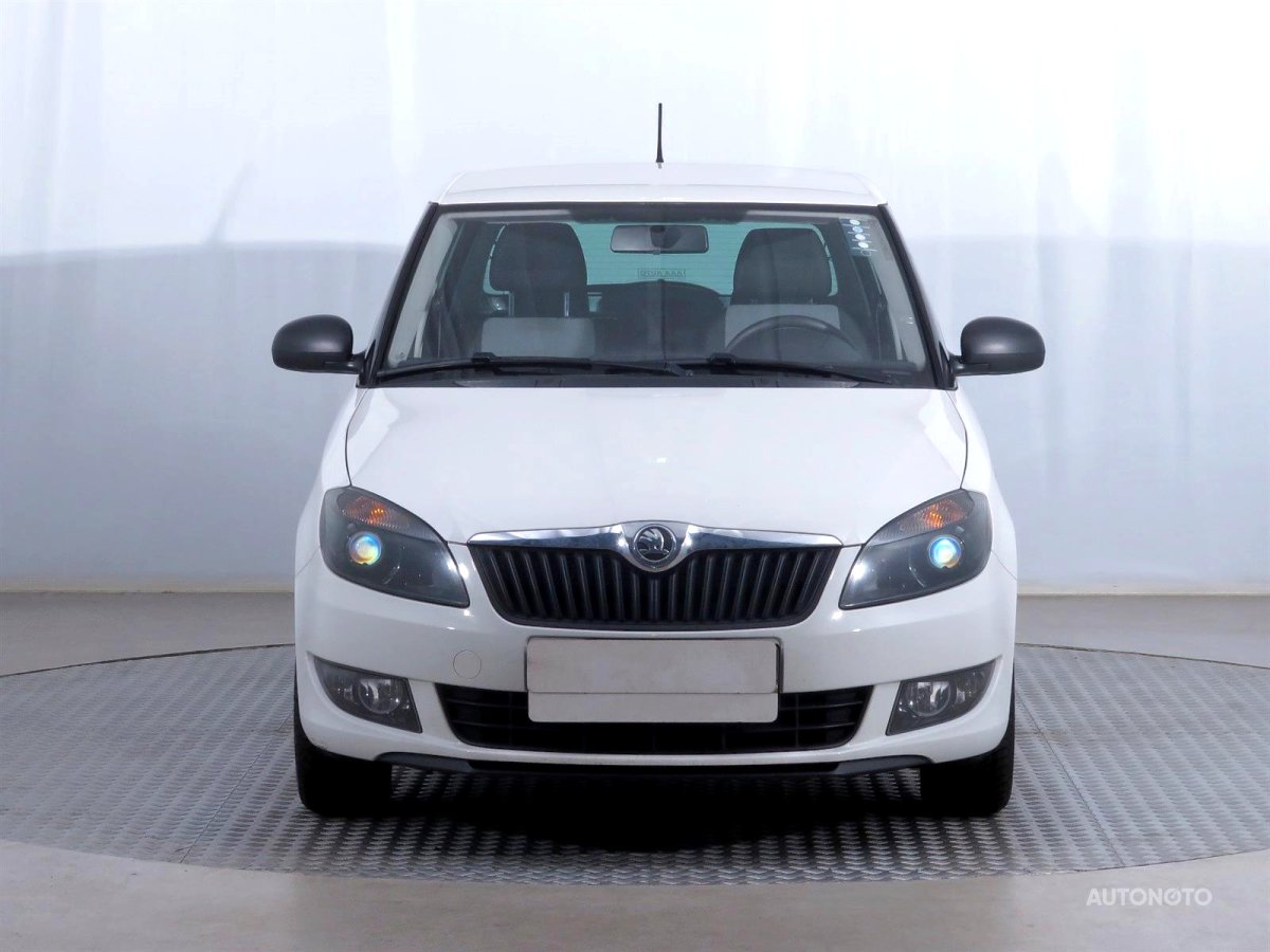 Škoda Fabia, 2013 - pohled č. 2