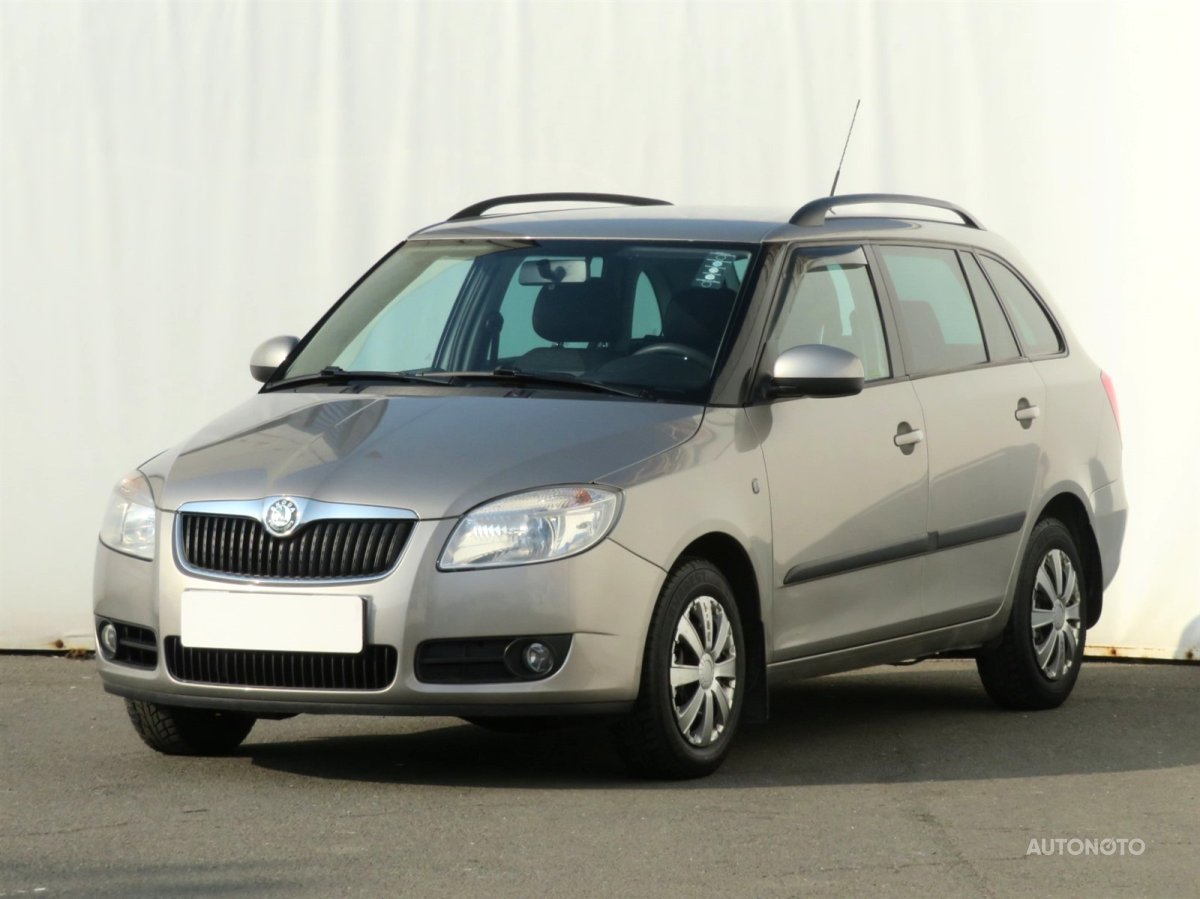 Škoda Fabia, 2009 - pohled č. 3