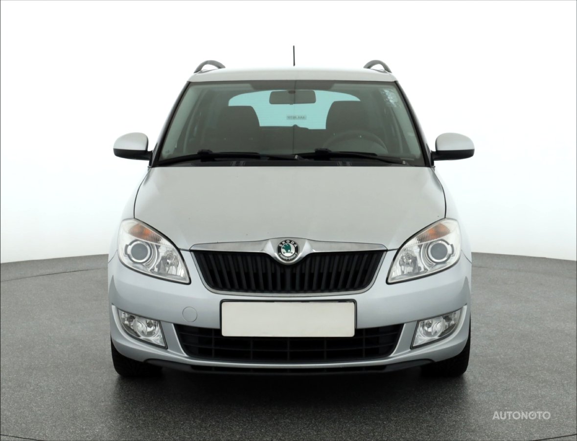 Škoda Fabia, 2011 - pohled č. 2