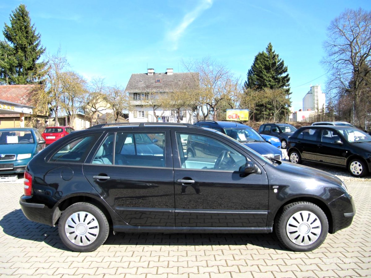 Škoda Fabia, 2002 - pohled č. 6