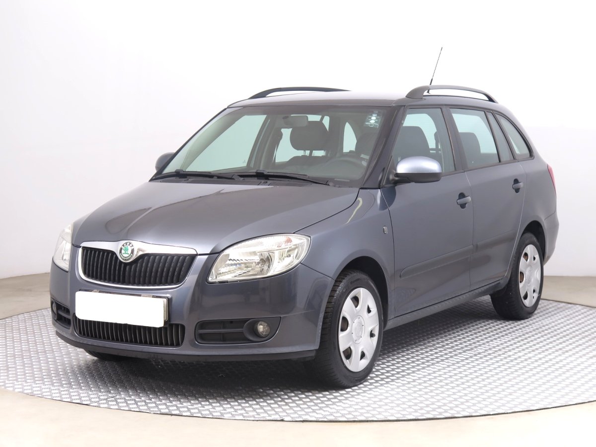 Škoda Fabia, 2009 - pohled č. 3