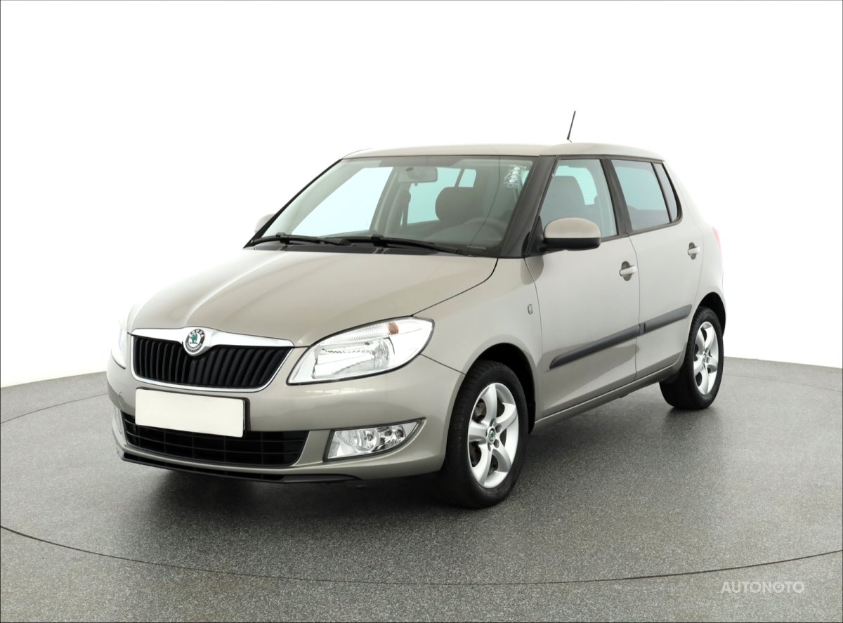 Škoda Fabia, 2012 - pohled č. 3