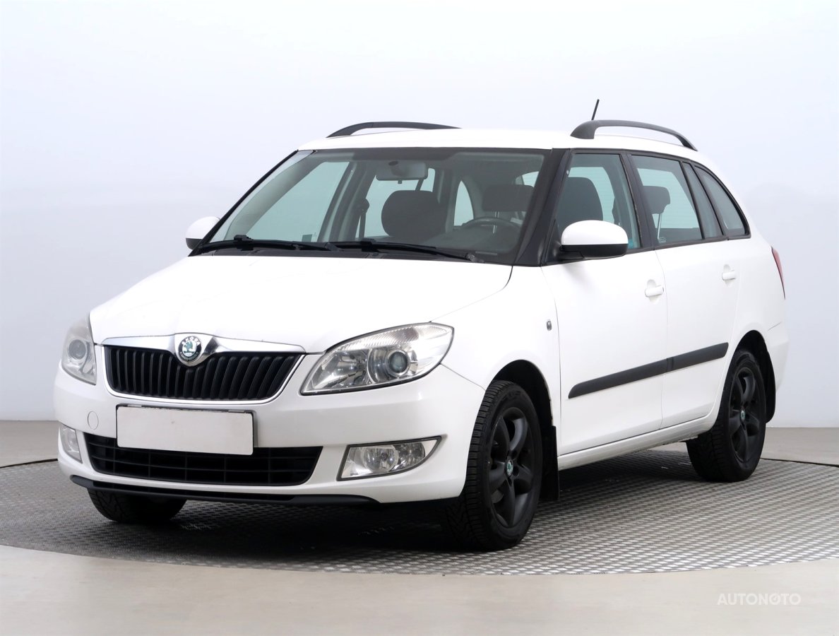 Škoda Fabia, 2012 - pohled č. 3