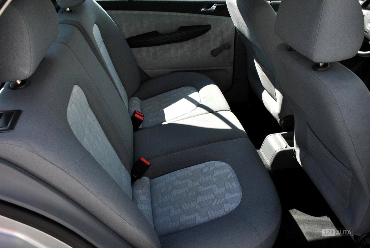 Škoda Fabia, 1999 - pohled č. 16