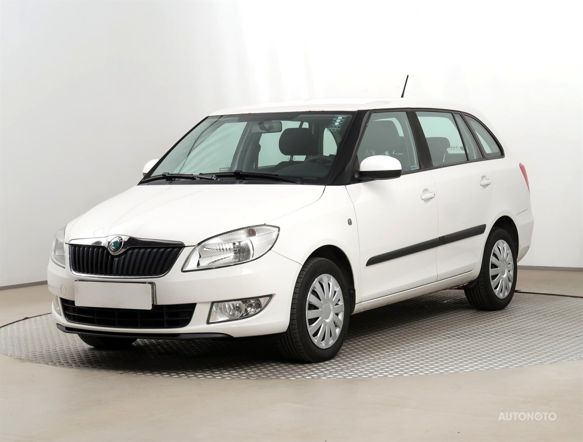 Škoda Fabia, 2011 - pohled č. 3