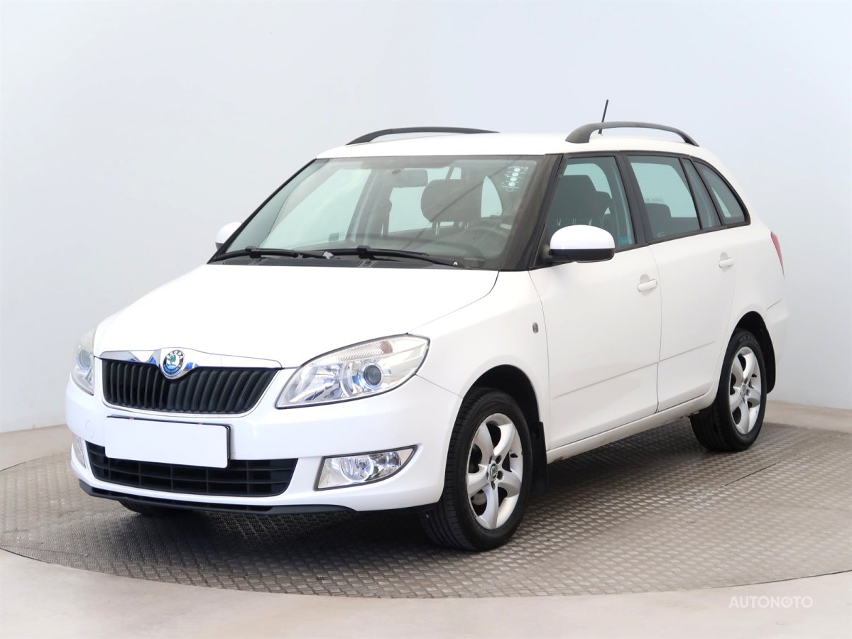 Škoda Fabia, 2012 - pohled č. 3