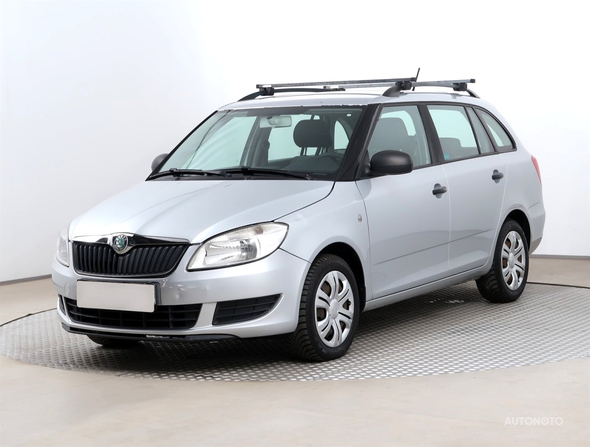 Škoda Fabia, 2012 - pohled č. 3