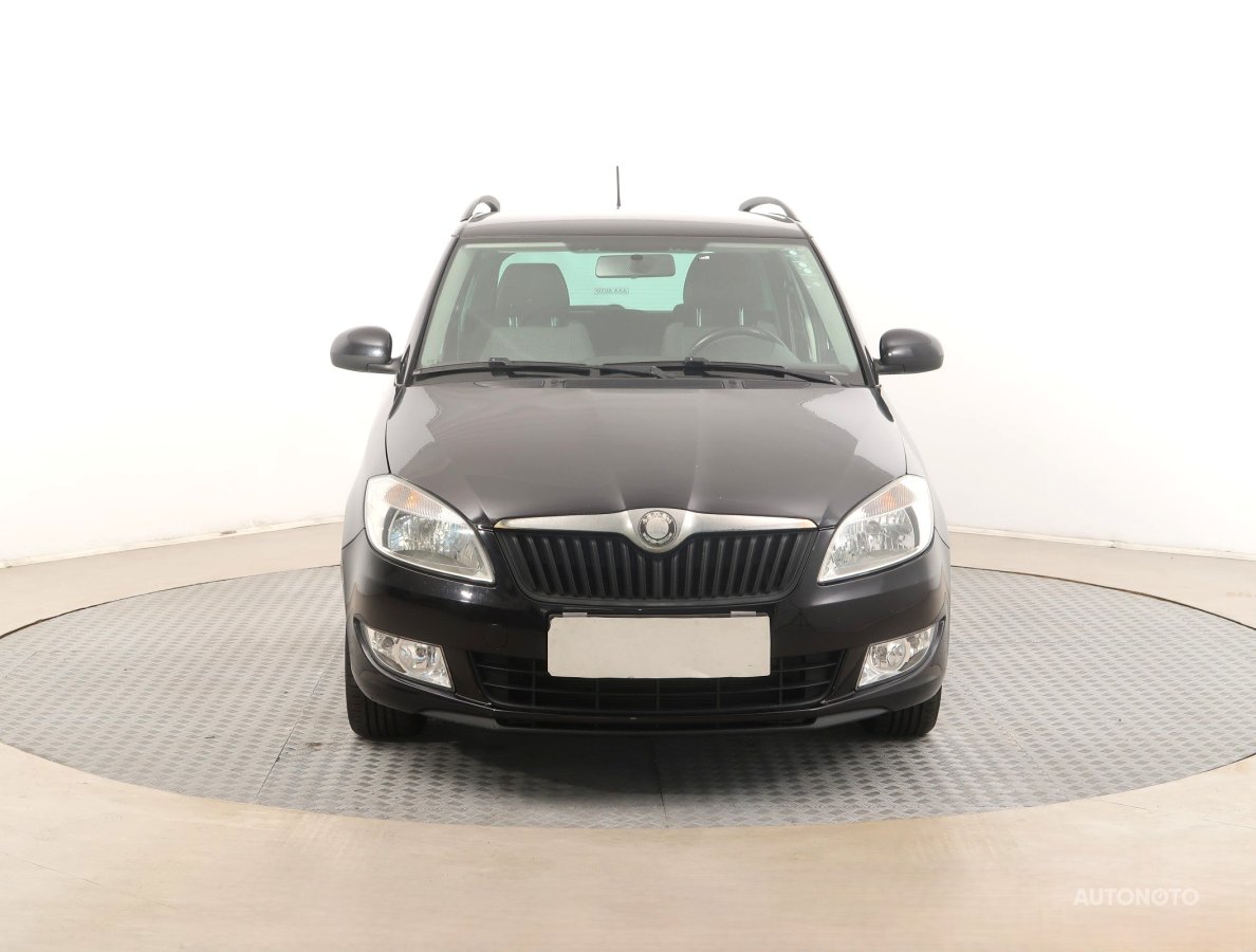 Škoda Fabia, 2011 - pohled č. 2