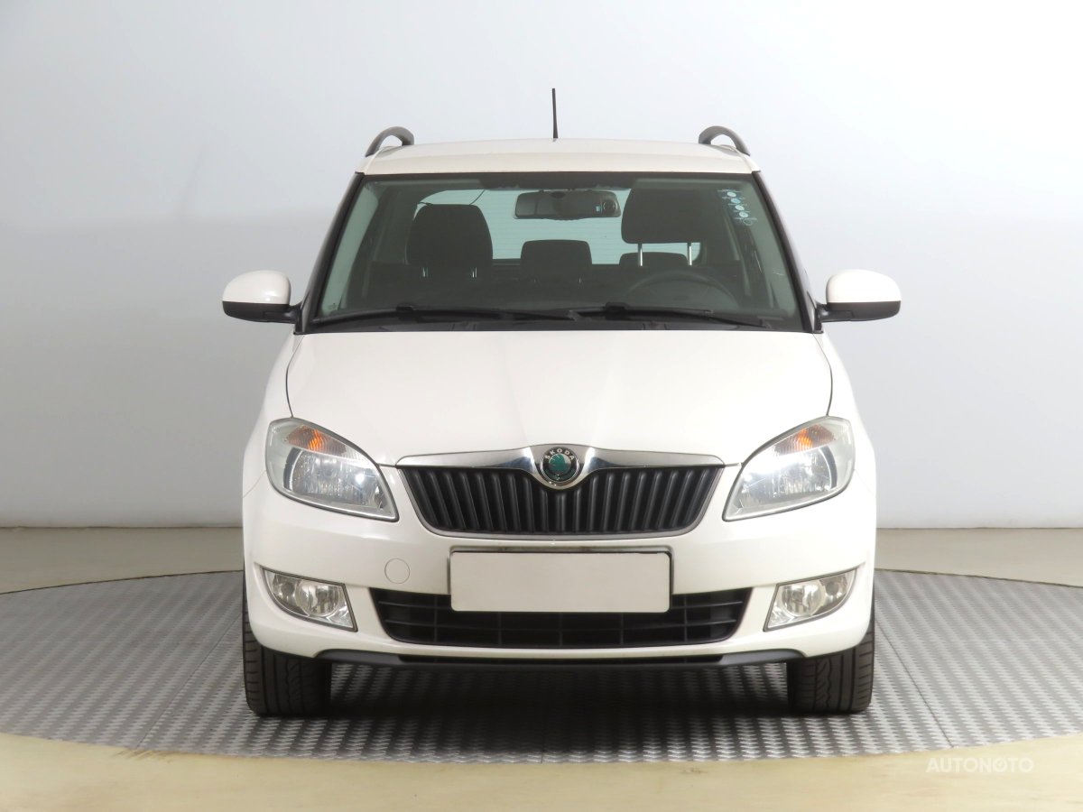 Škoda Fabia, 2012 - pohled č. 2