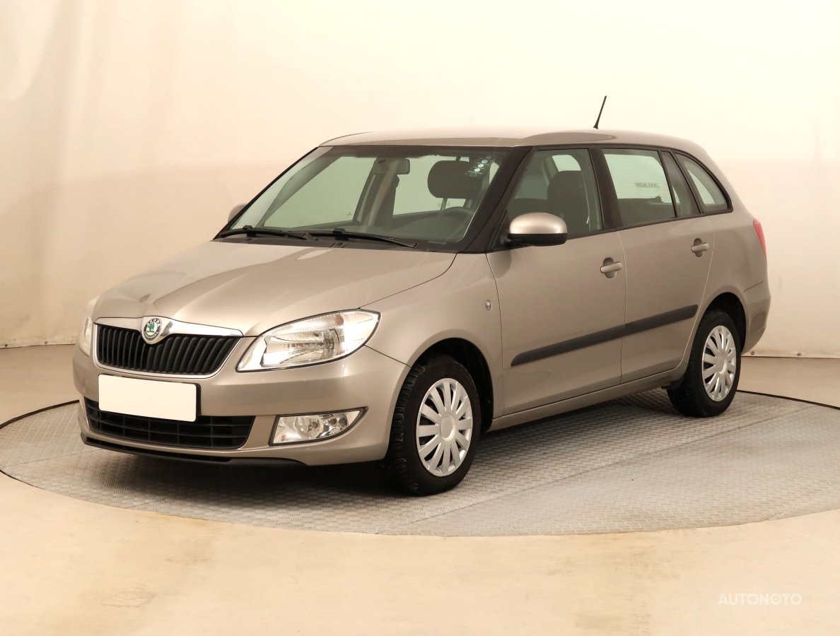Škoda Fabia, 2012 - pohled č. 3