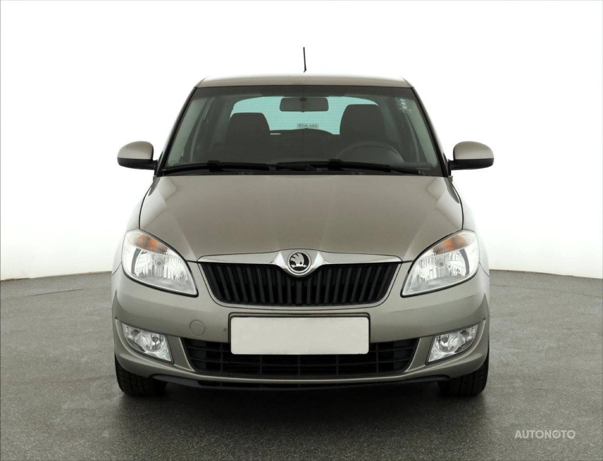 Škoda Fabia, 2013 - pohled č. 2