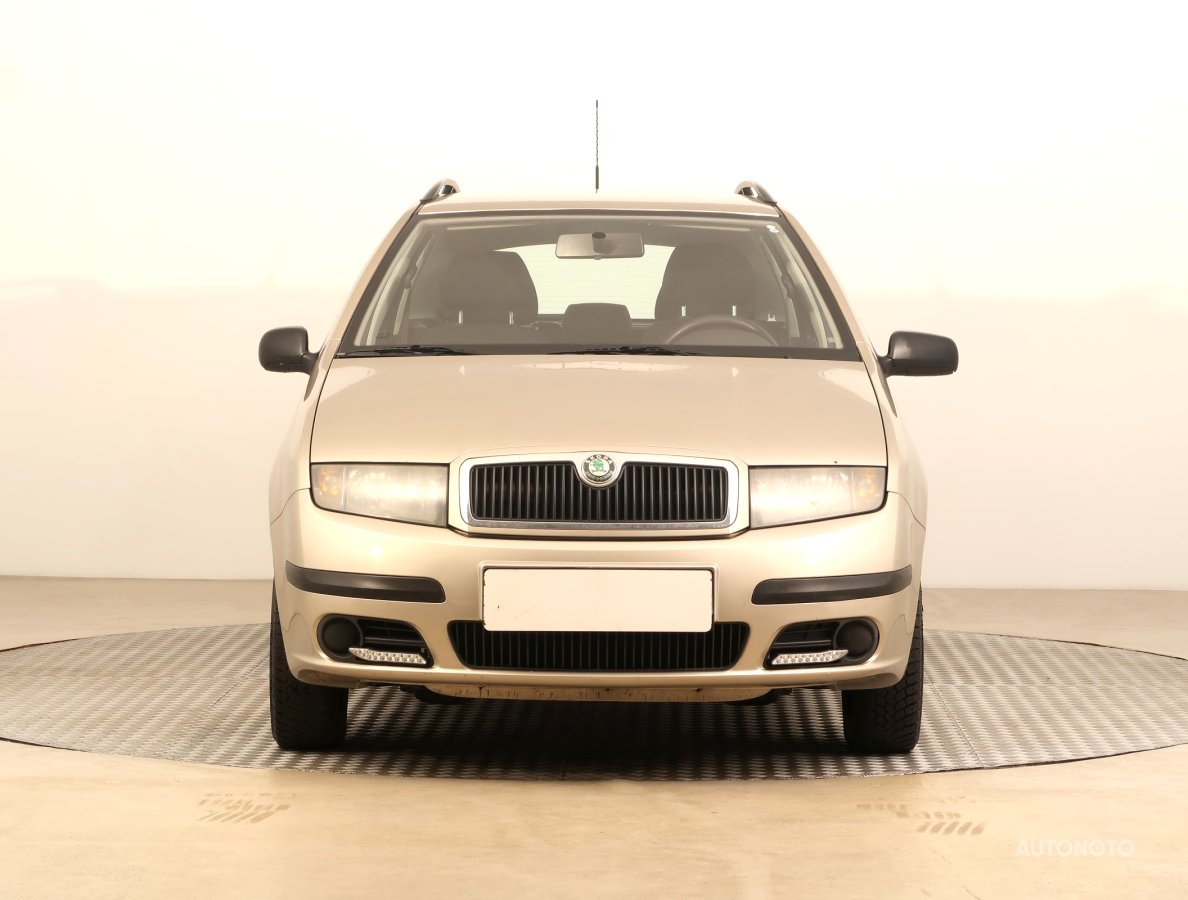 Škoda Fabia, 2005 - pohled č. 2