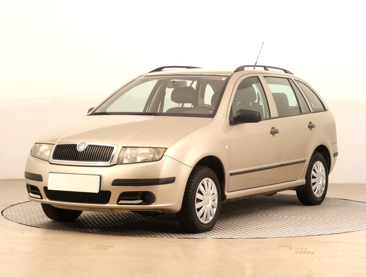 Škoda Fabia, 2005 - pohled č. 3