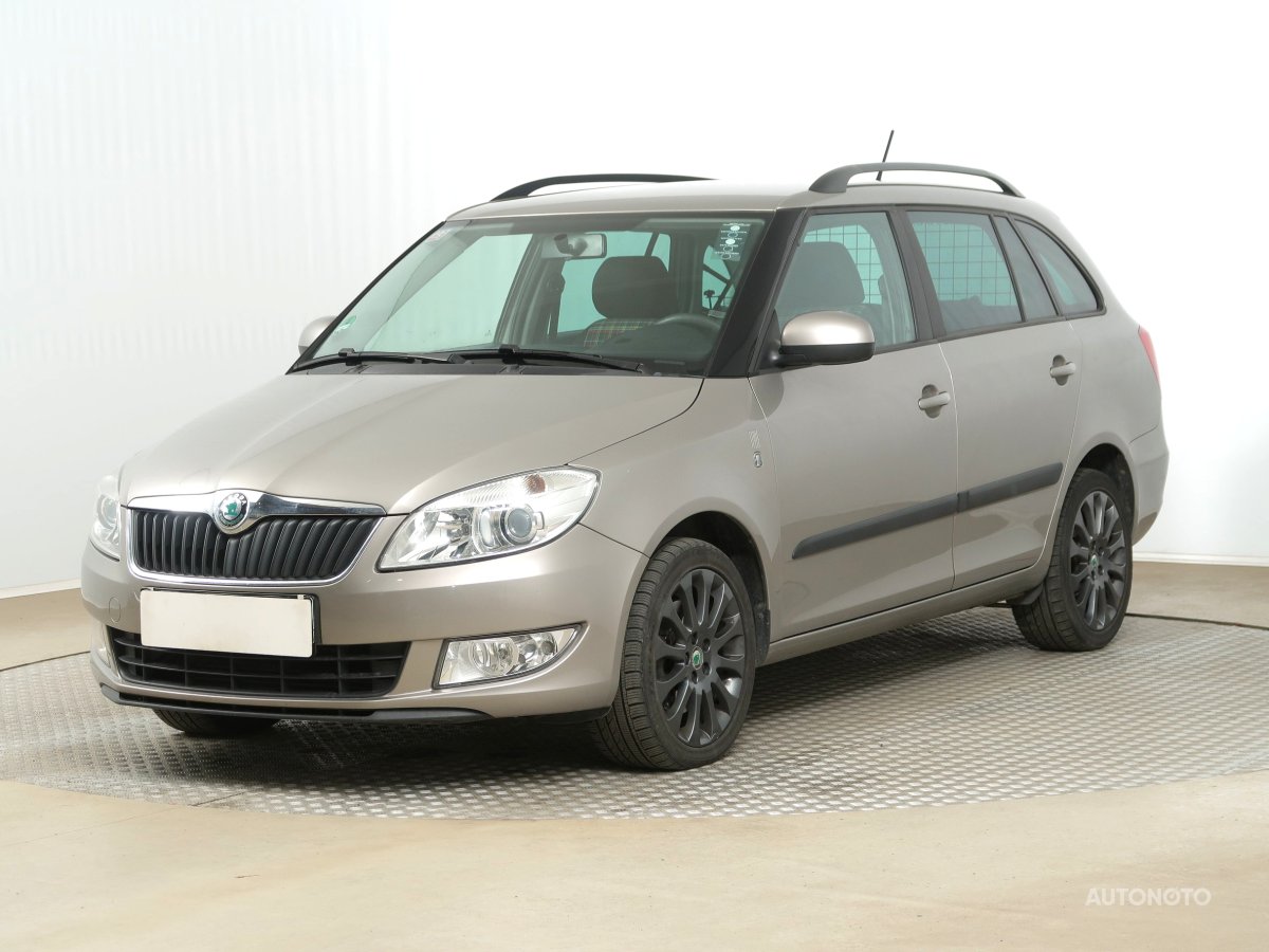 Škoda Fabia, 2012 - pohled č. 3