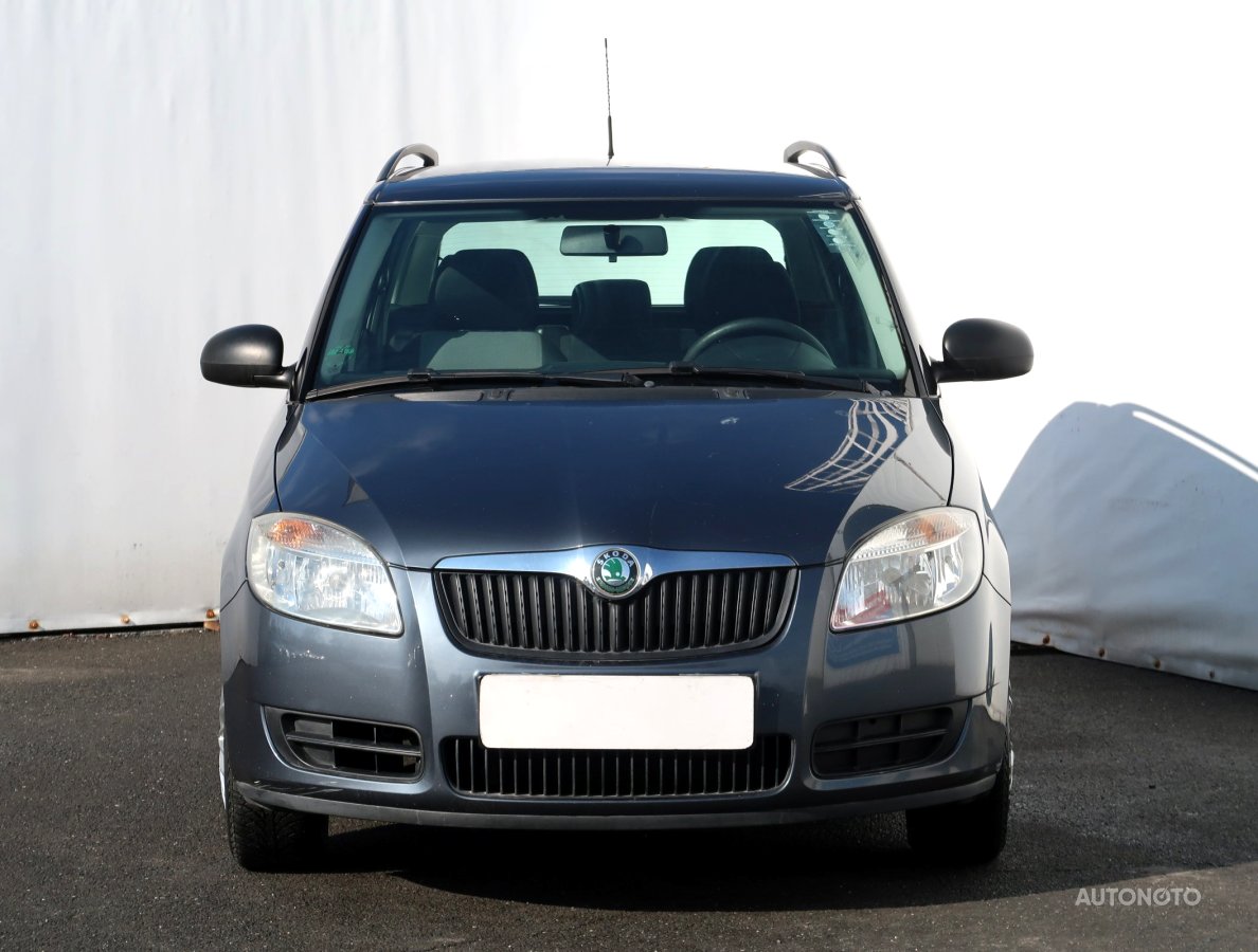 Škoda Fabia, 2010 - pohled č. 2