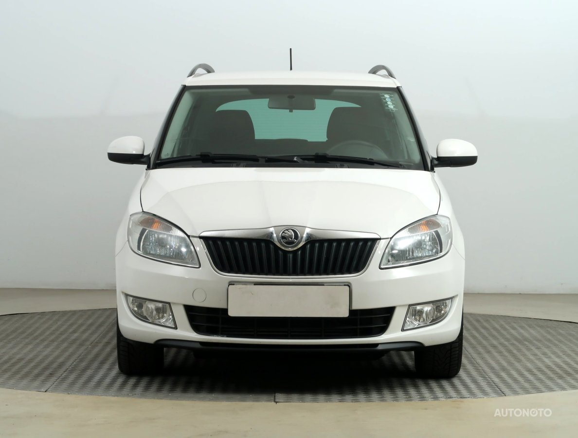 Škoda Fabia, 2013 - pohled č. 2