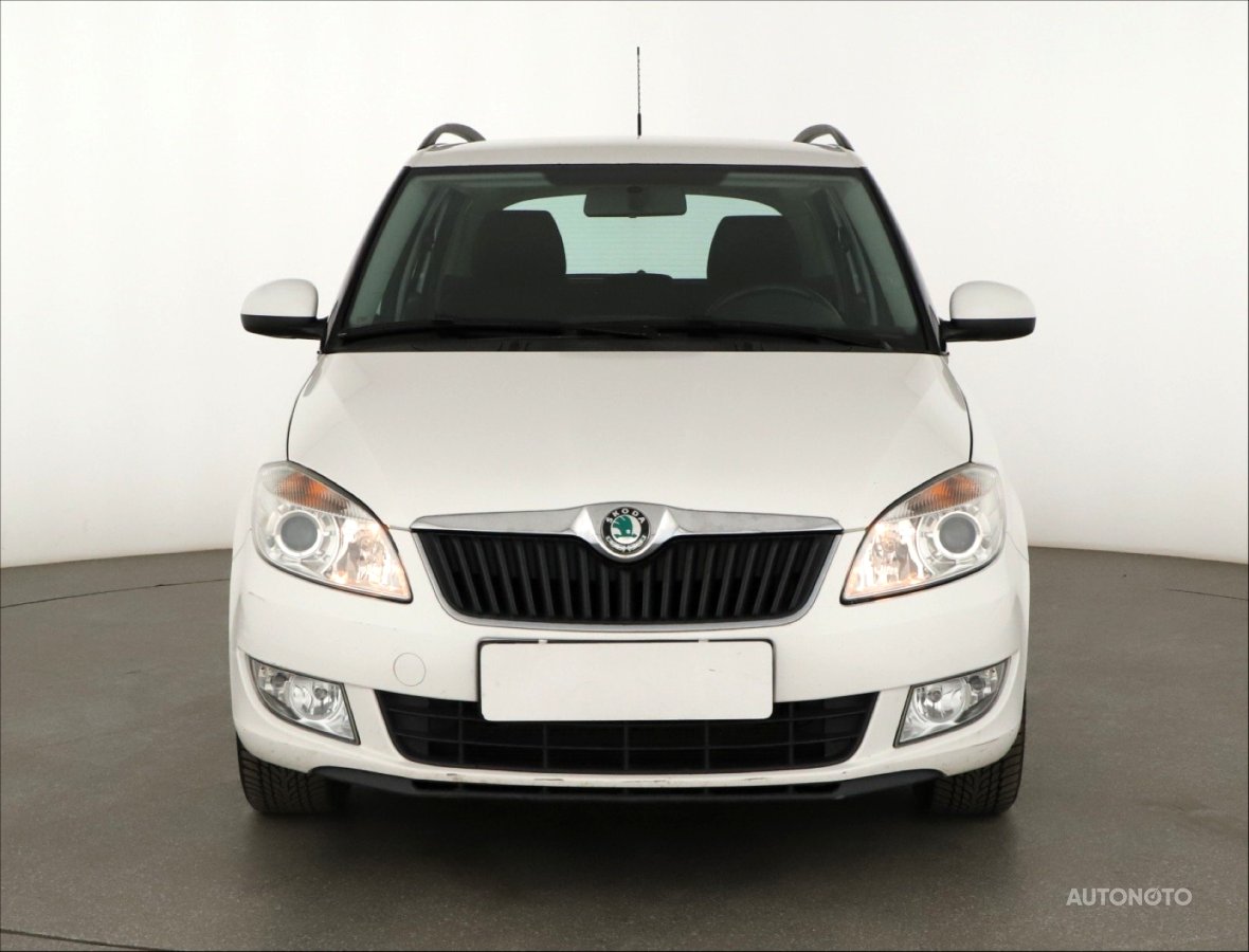 Škoda Fabia, 2011 - pohled č. 2