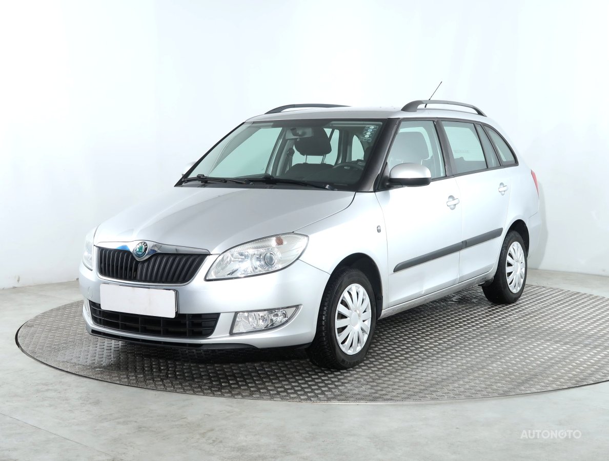 Škoda Fabia, 2012 - pohled č. 3
