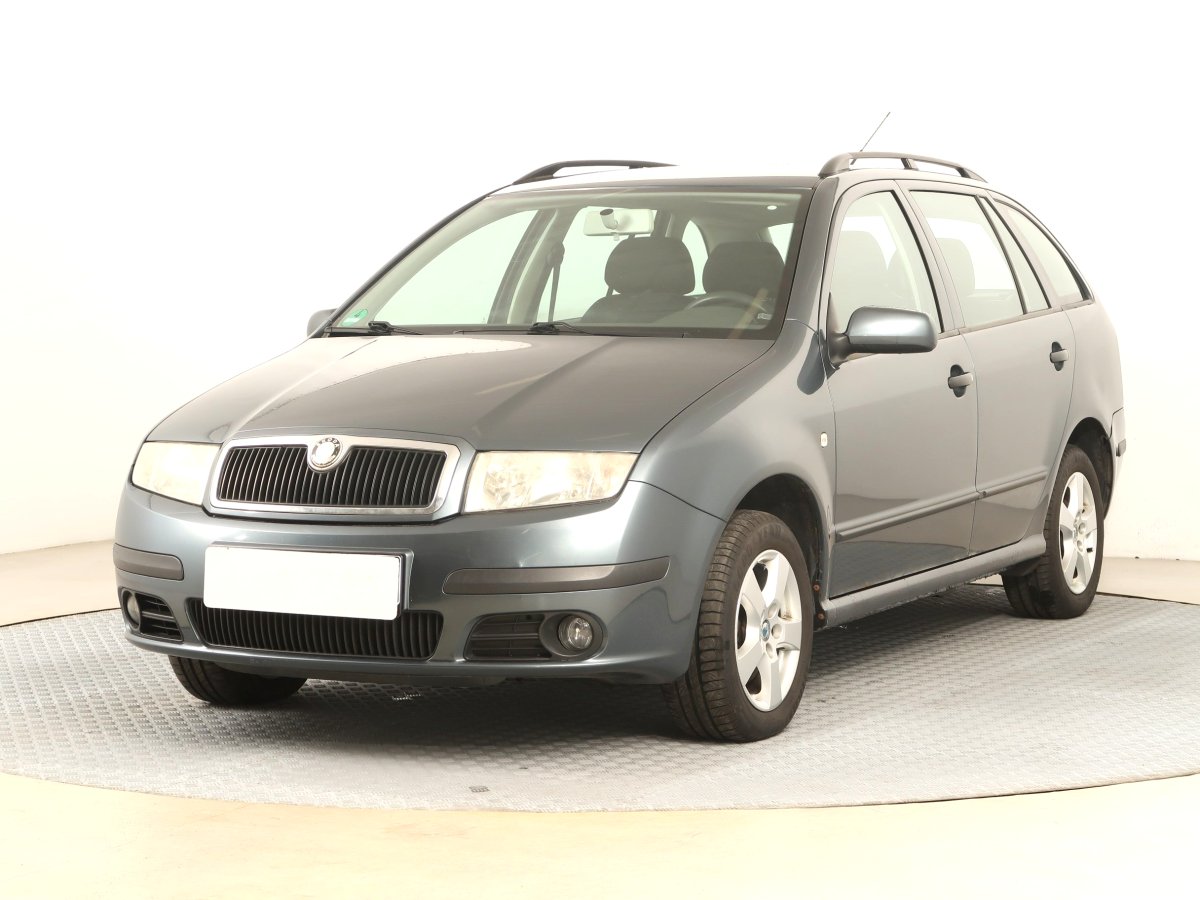 Škoda Fabia, 2005 - pohled č. 3