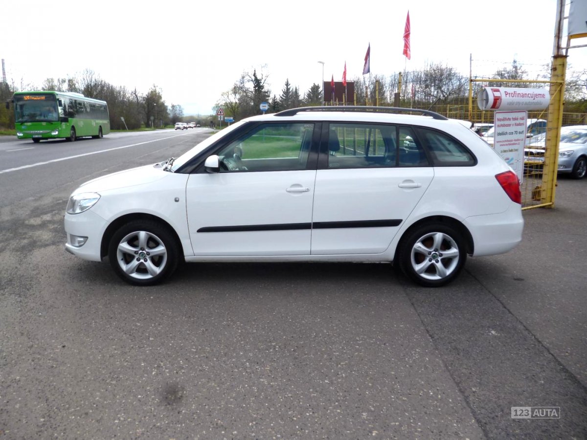 Škoda Fabia, 2011 - pohled č. 5