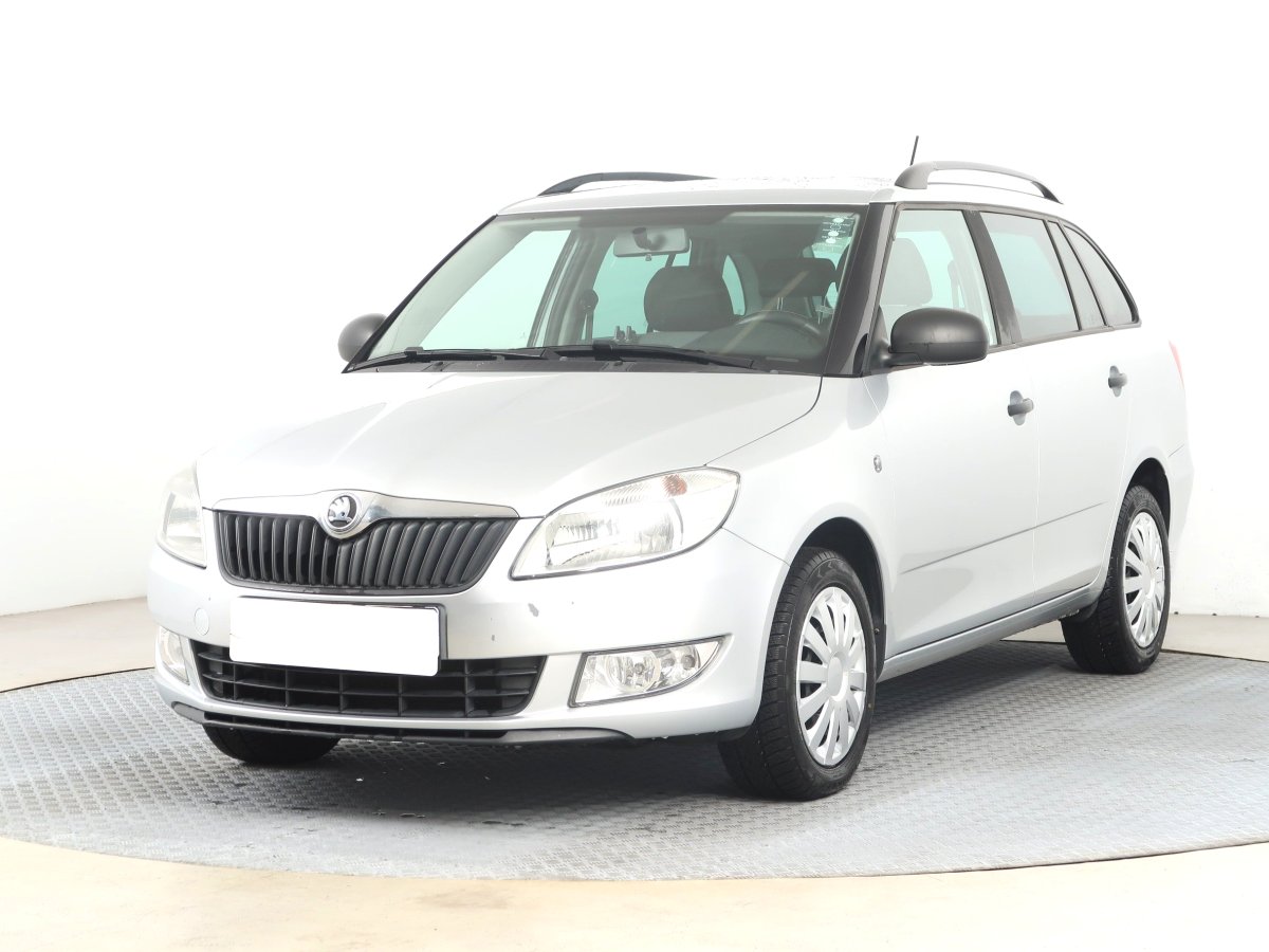 Škoda Fabia, 2013 - pohled č. 3