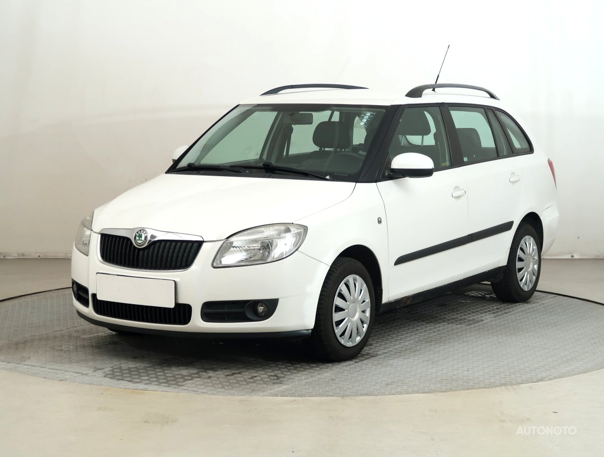Škoda Fabia, 2010 - pohled č. 3