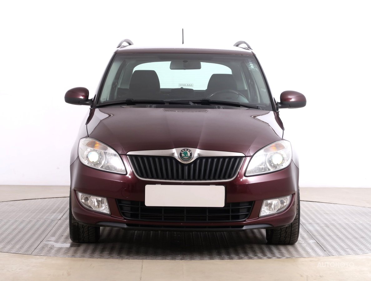 Škoda Fabia, 2012 - pohled č. 2