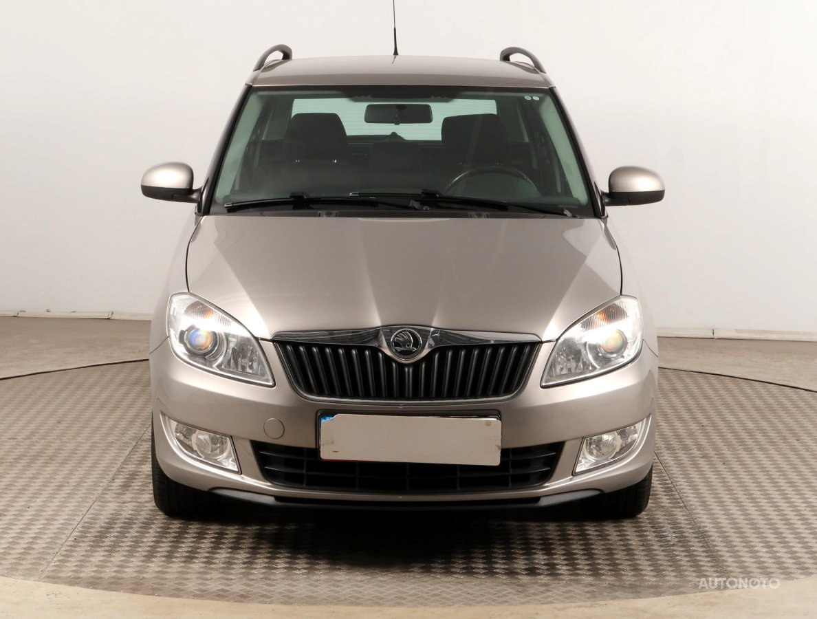 Škoda Fabia, 2011 - pohled č. 2