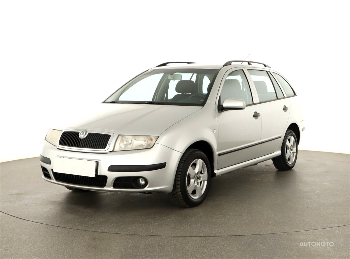 Škoda Fabia, 2005 - pohled č. 3
