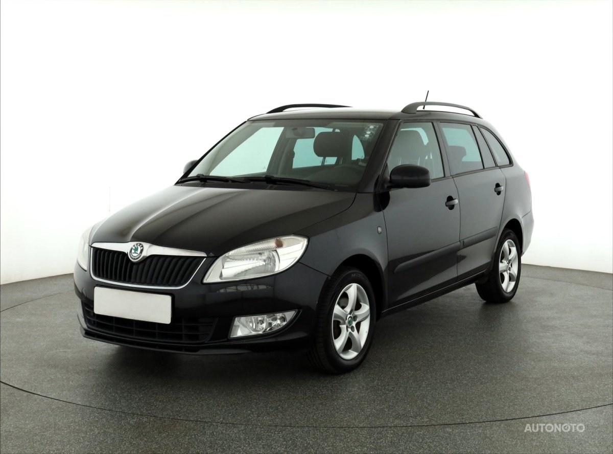 Škoda Fabia, 2012 - pohled č. 3