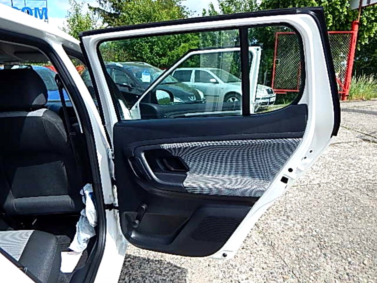 Škoda Fabia, 2010 - pohled č. 12