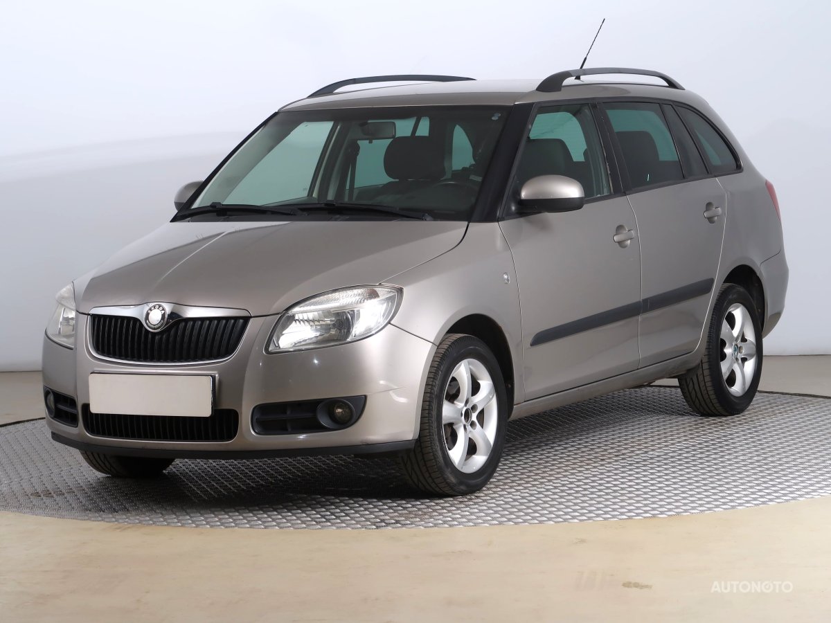 Škoda Fabia, 2008 - pohled č. 3