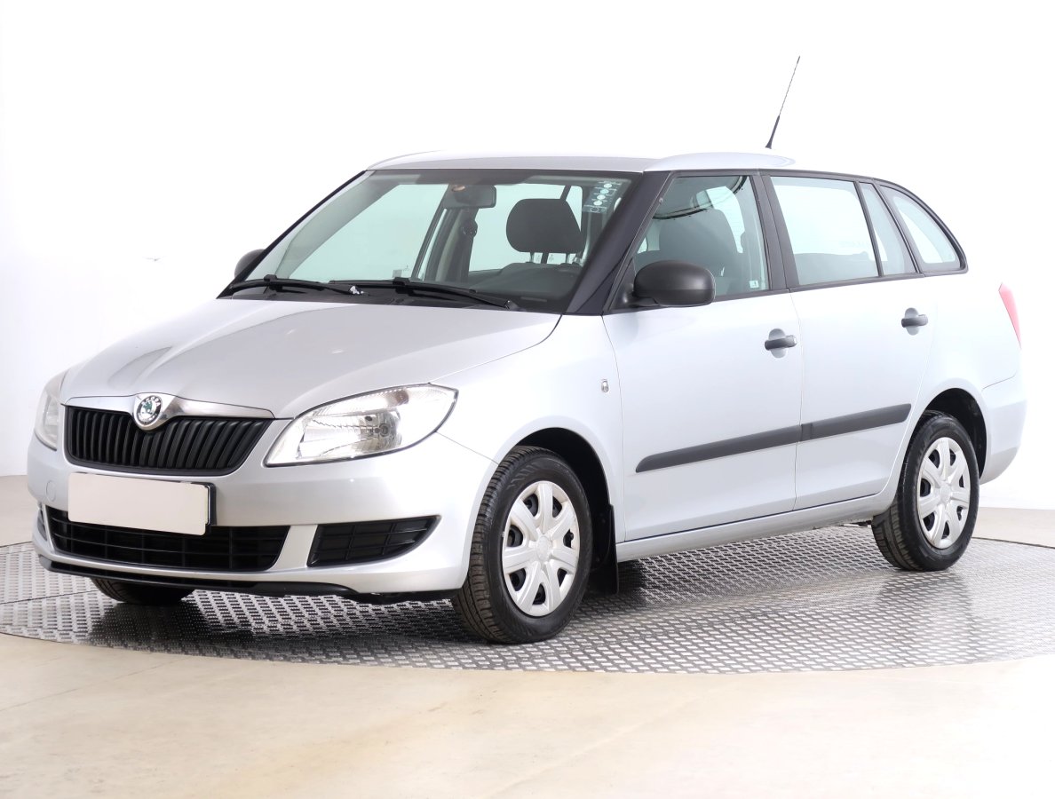 Škoda Fabia, 2010 - pohled č. 3