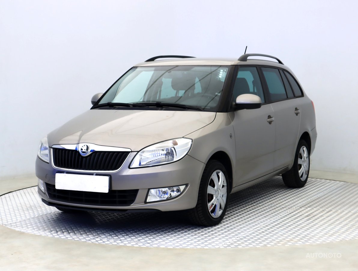 Škoda Fabia, 2013 - pohled č. 3