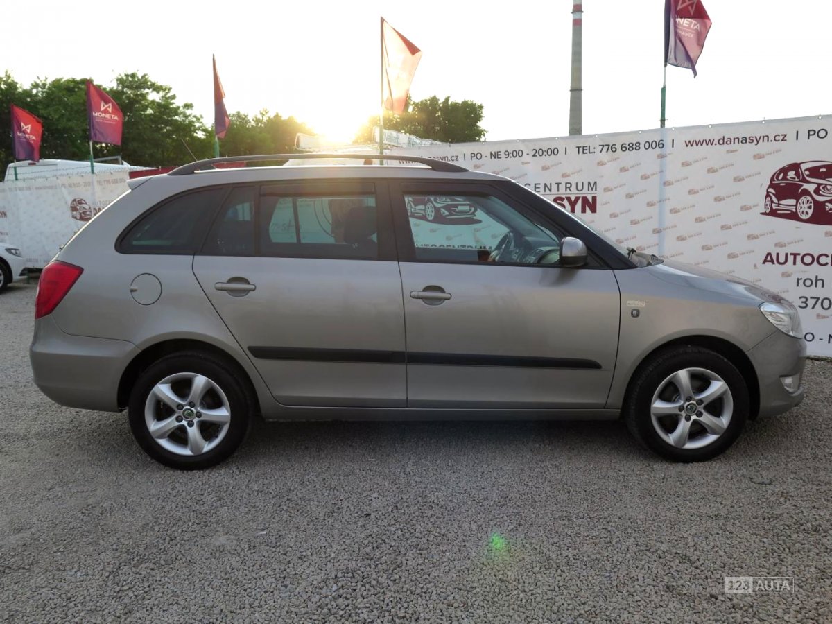 Škoda Fabia, 2012 - pohled č. 5