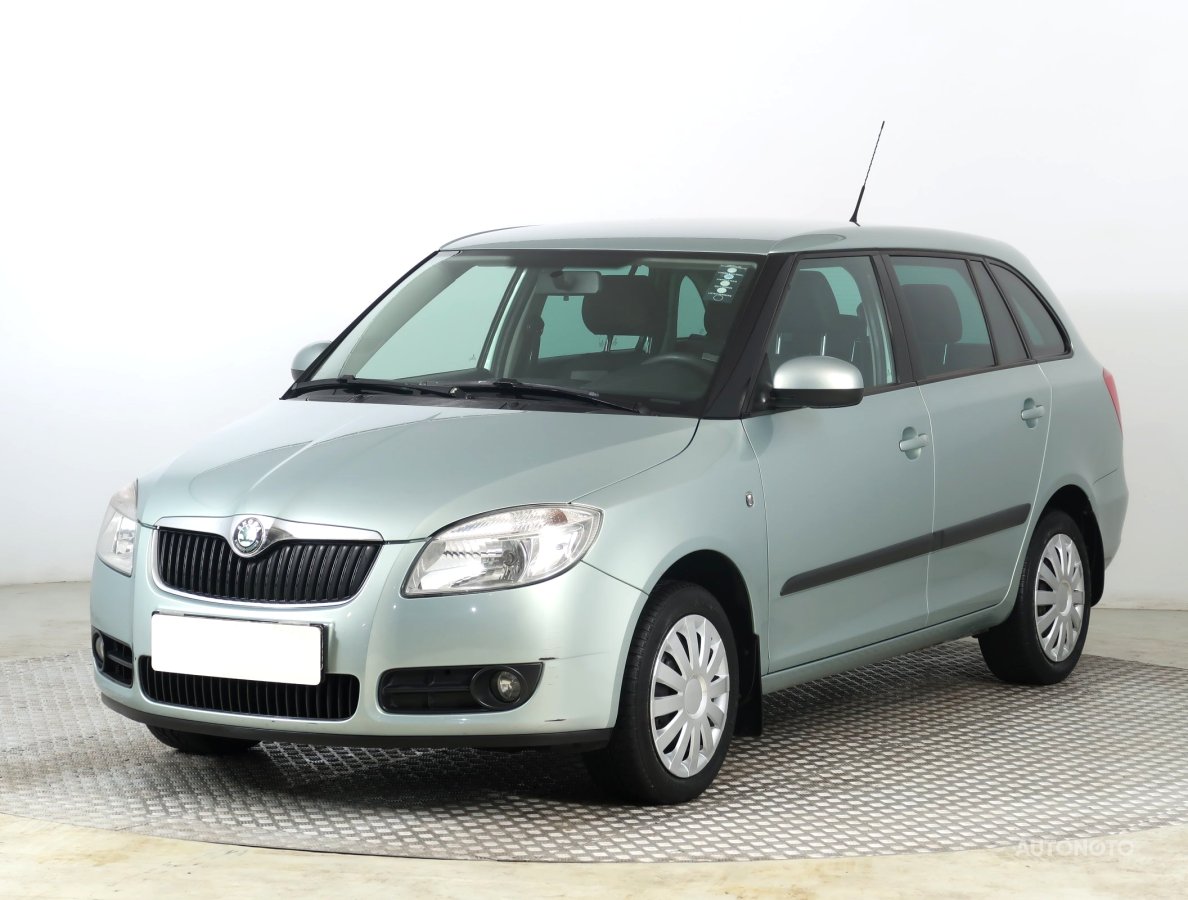 Škoda Fabia, 2009 - pohled č. 3