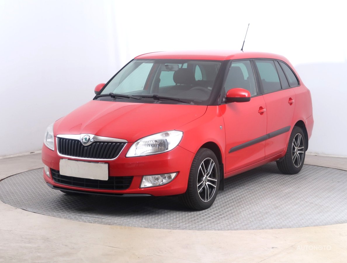 Škoda Fabia, 2011 - pohled č. 3