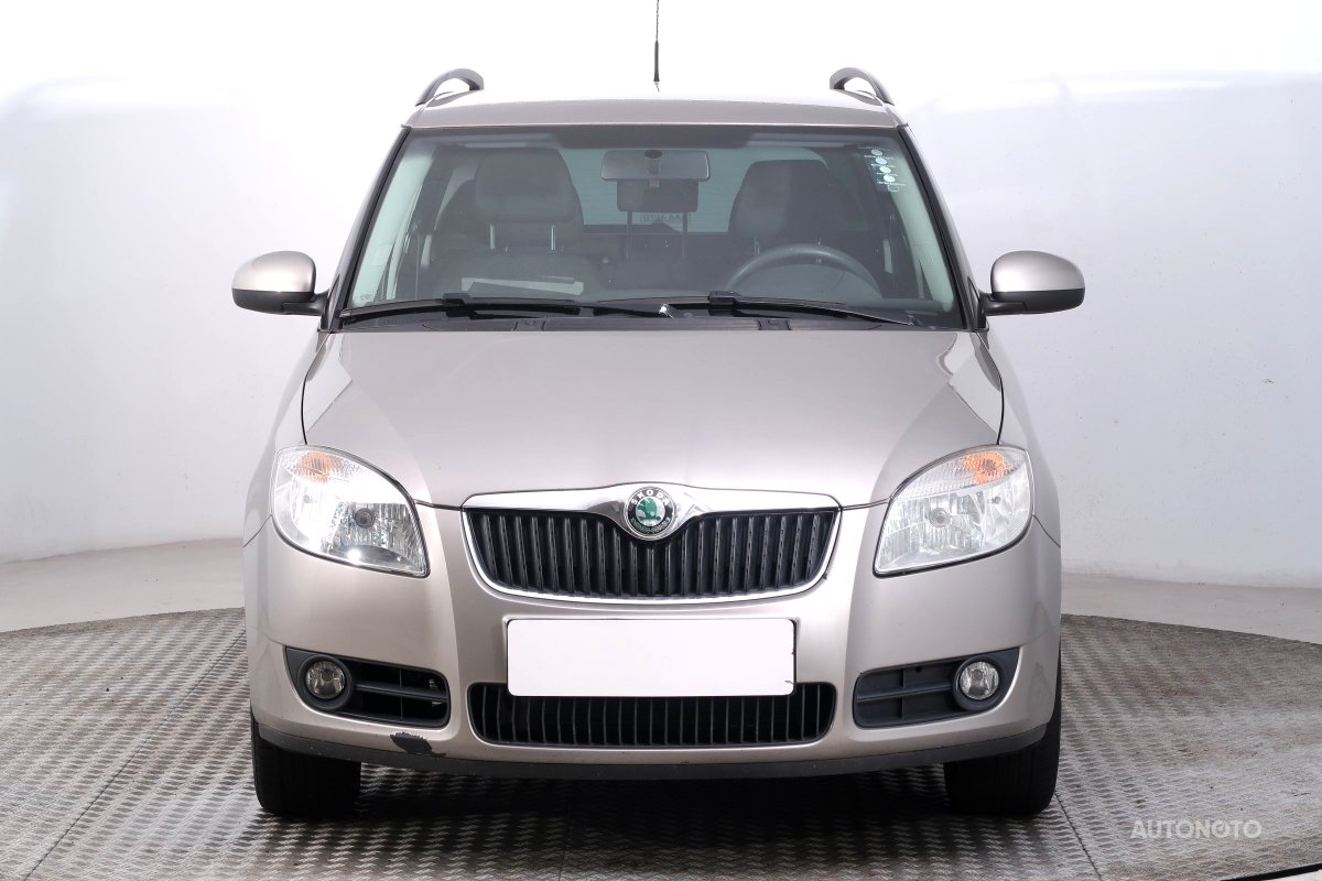 Škoda Fabia, 2010 - pohled č. 2