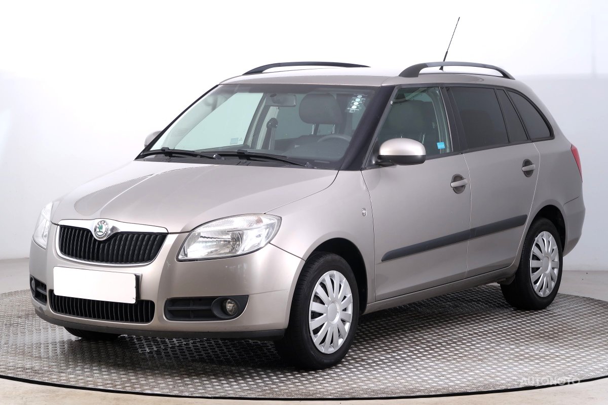 Škoda Fabia, 2010 - pohled č. 3