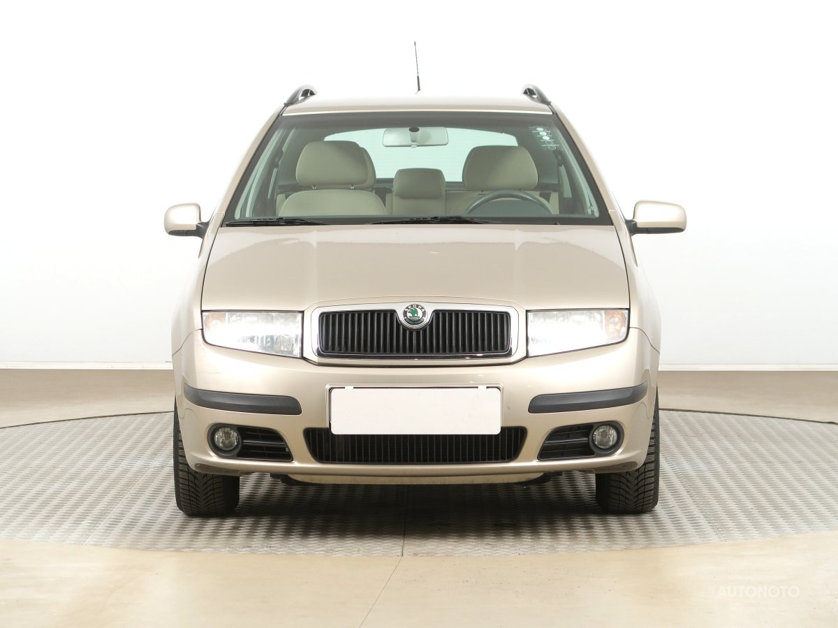 Škoda Fabia, 2005 - pohled č. 2