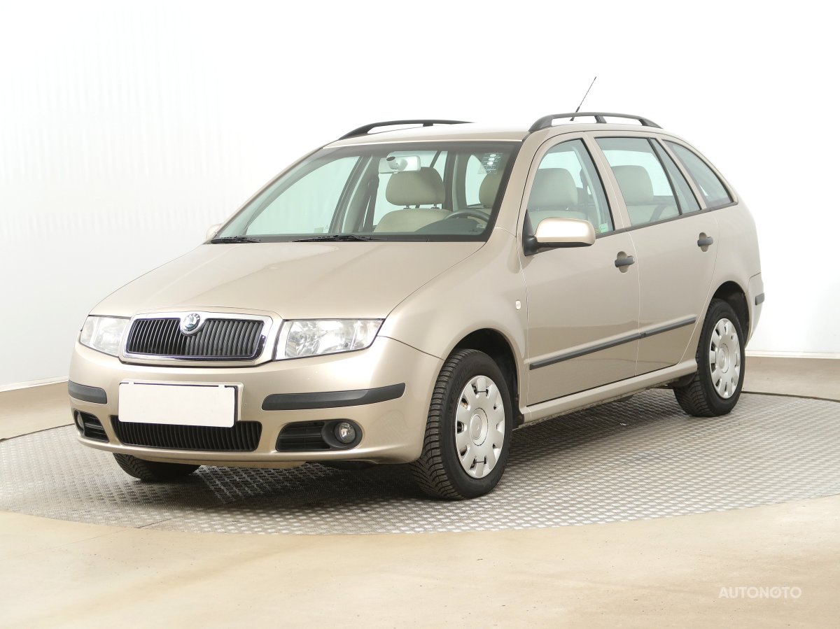 Škoda Fabia, 2005 - pohled č. 3