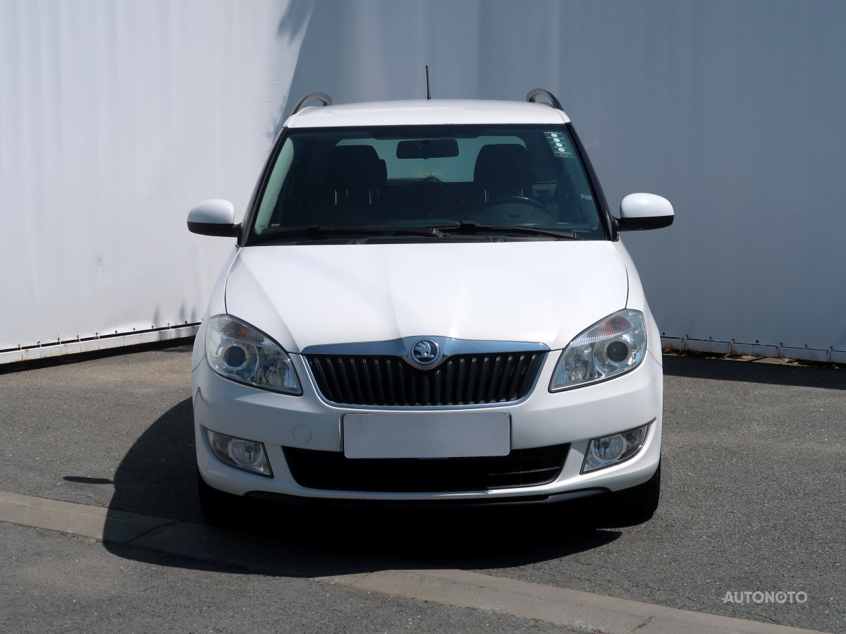 Škoda Fabia, 2013 - pohled č. 2