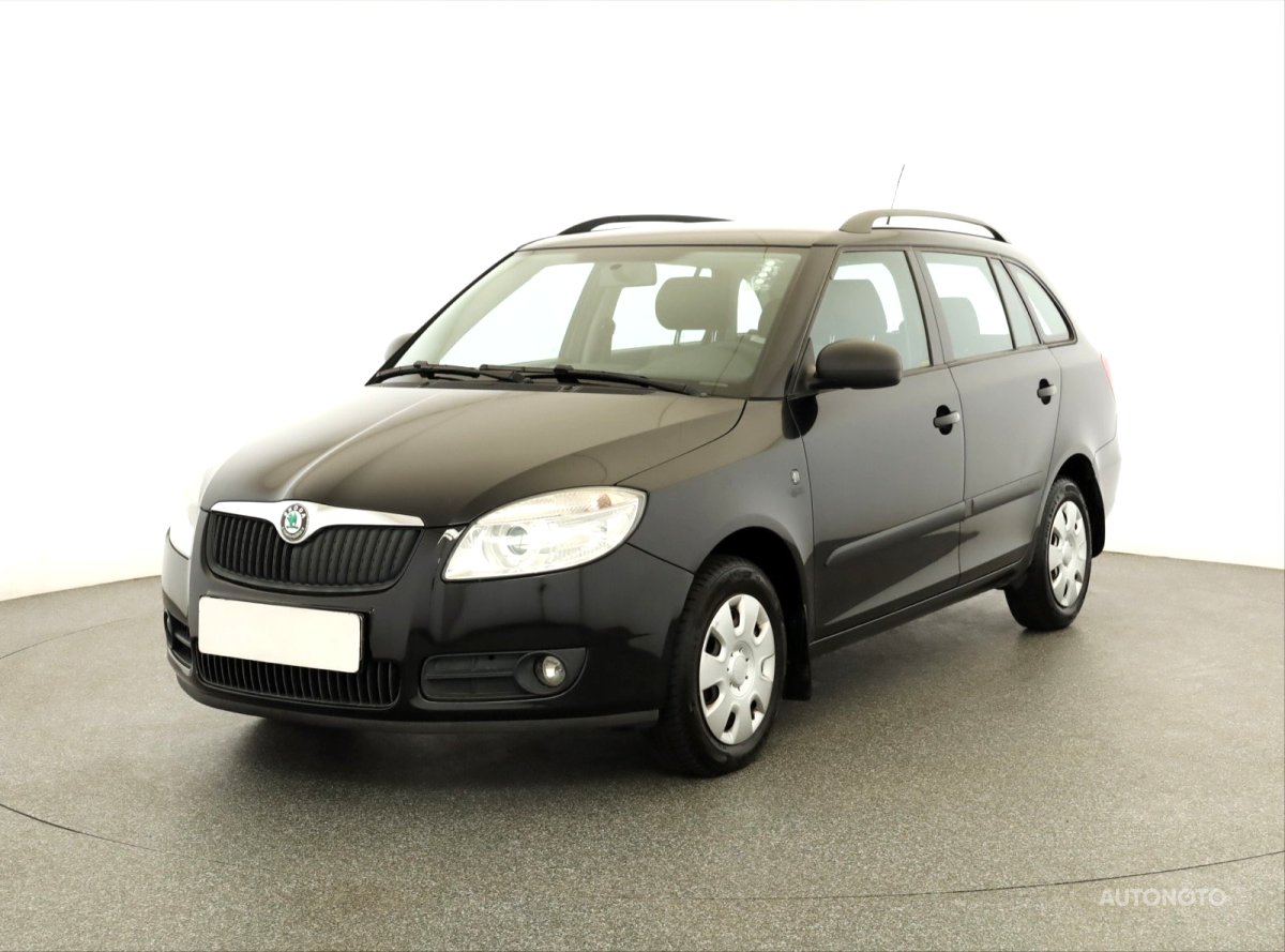 Škoda Fabia, 2011 - pohled č. 3