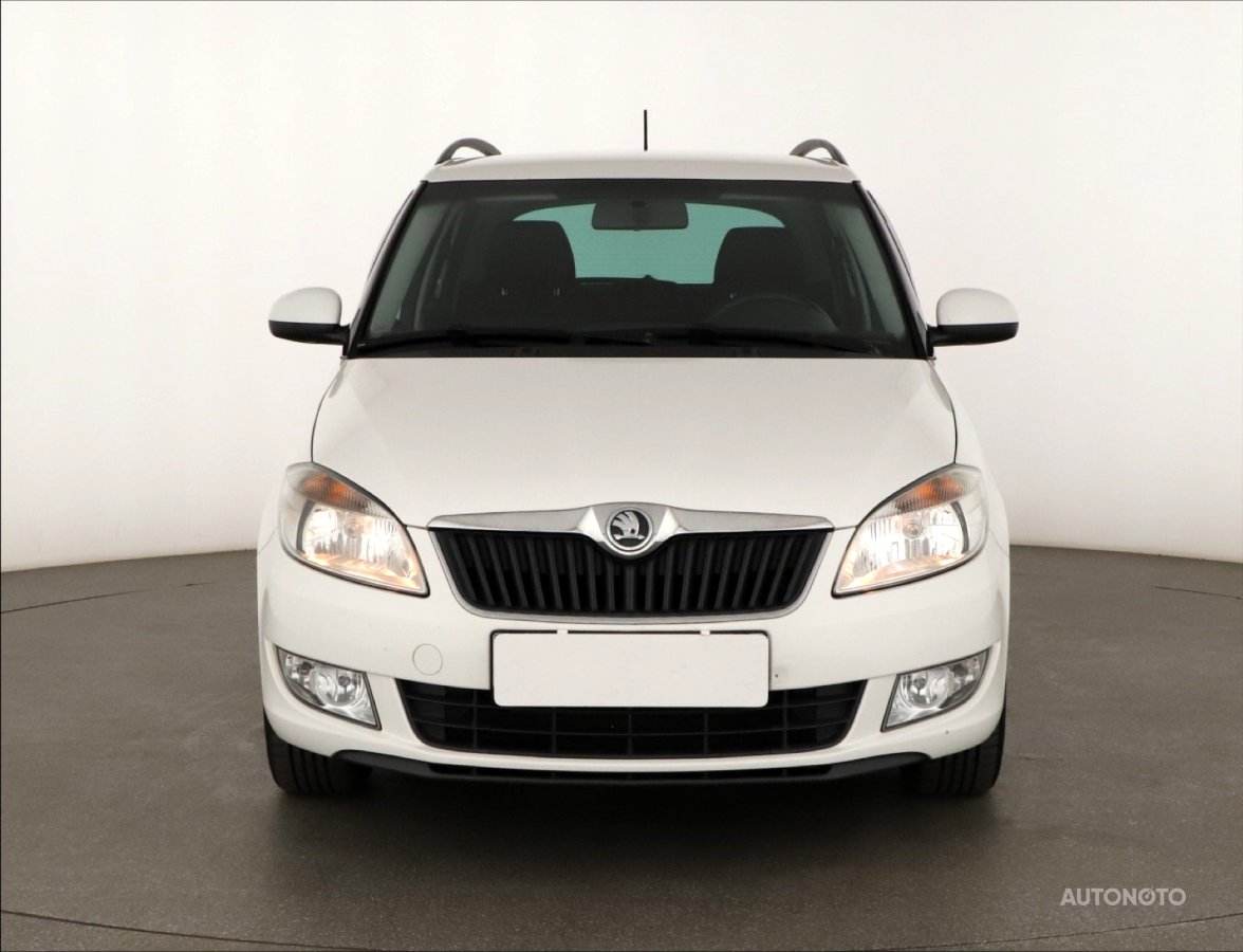 Škoda Fabia, 2013 - pohled č. 2