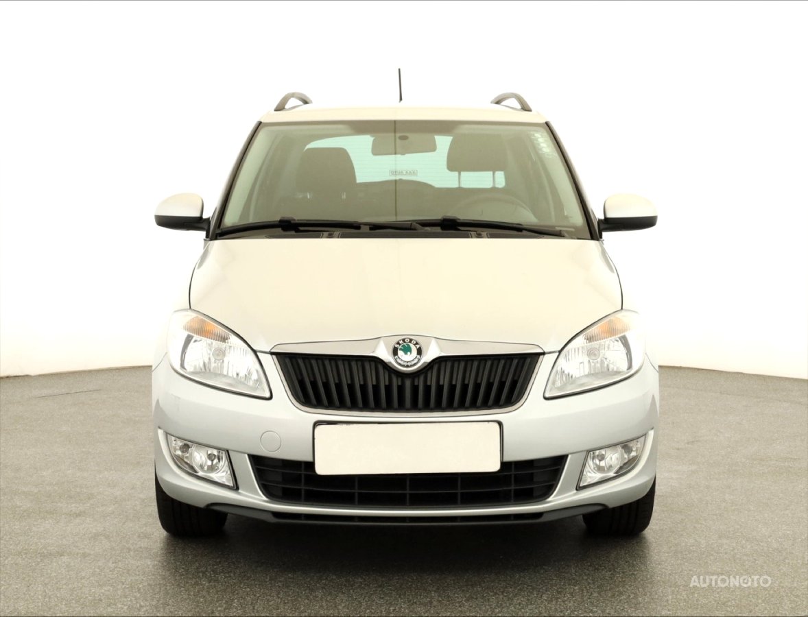 Škoda Fabia, 2012 - pohled č. 2