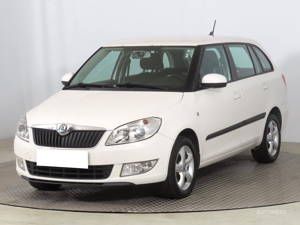 Škoda Fabia, 2012 - pohled č. 3