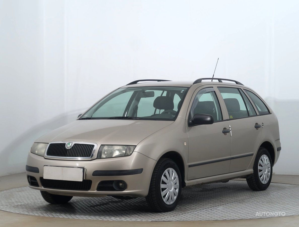 Škoda Fabia, 2004 - pohled č. 3